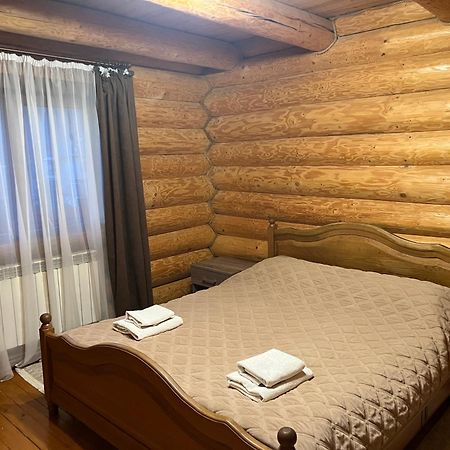 Smerekovyi Dvir Polyana  Luaran gambar