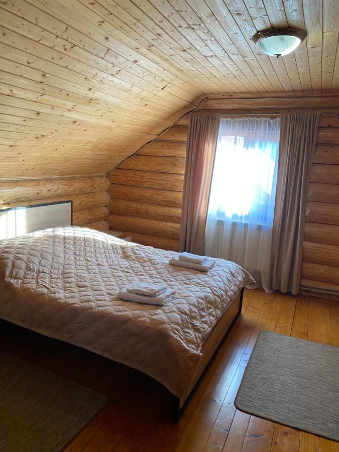 Smerekovyi Dvir Polyana  Luaran gambar