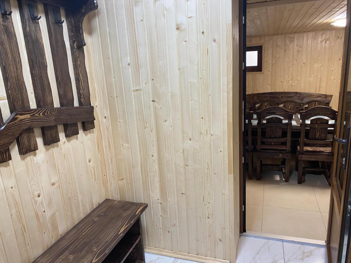 Smerekovyi Dvir Polyana  Luaran gambar