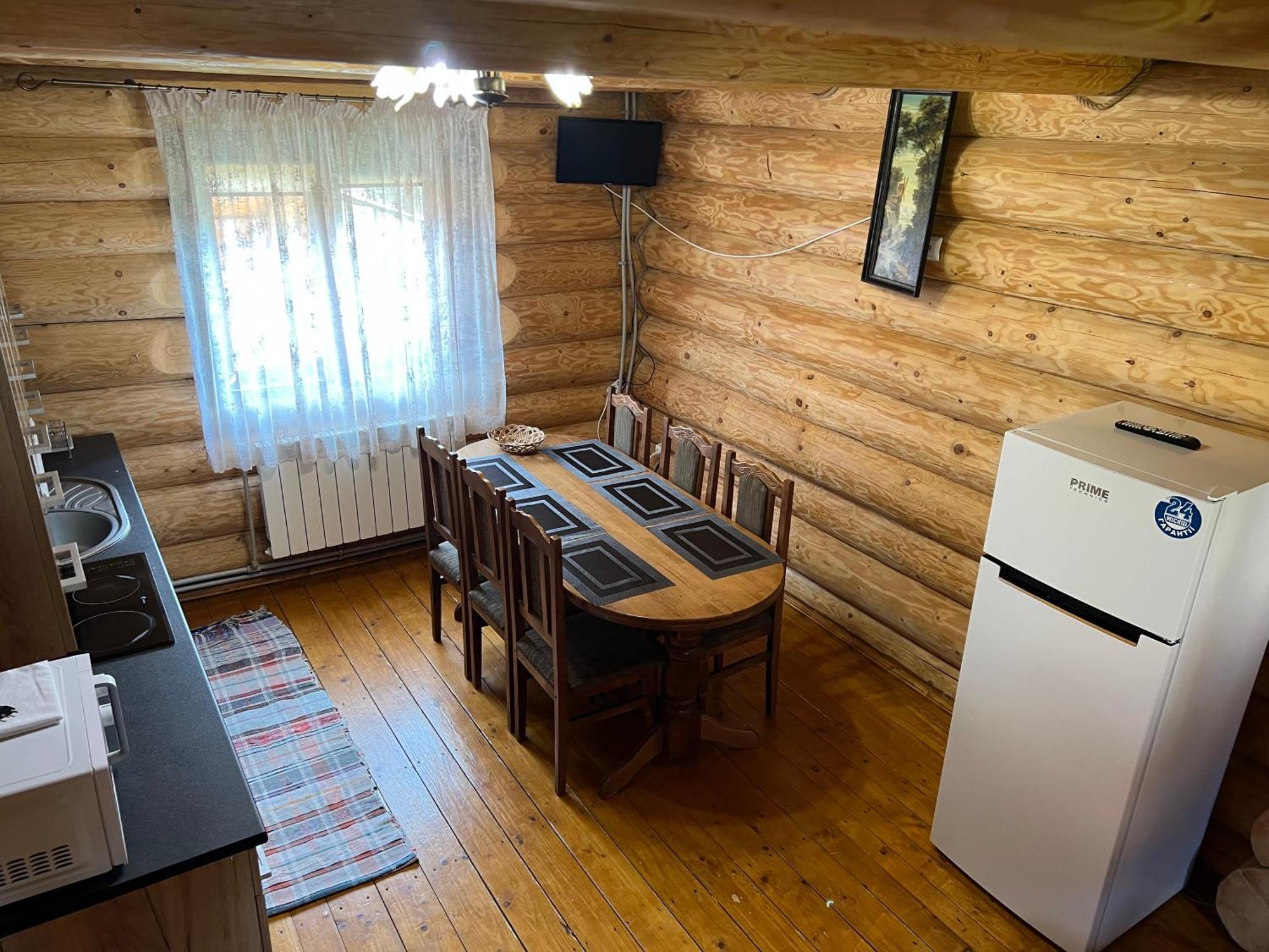 Smerekovyi Dvir Polyana  Luaran gambar