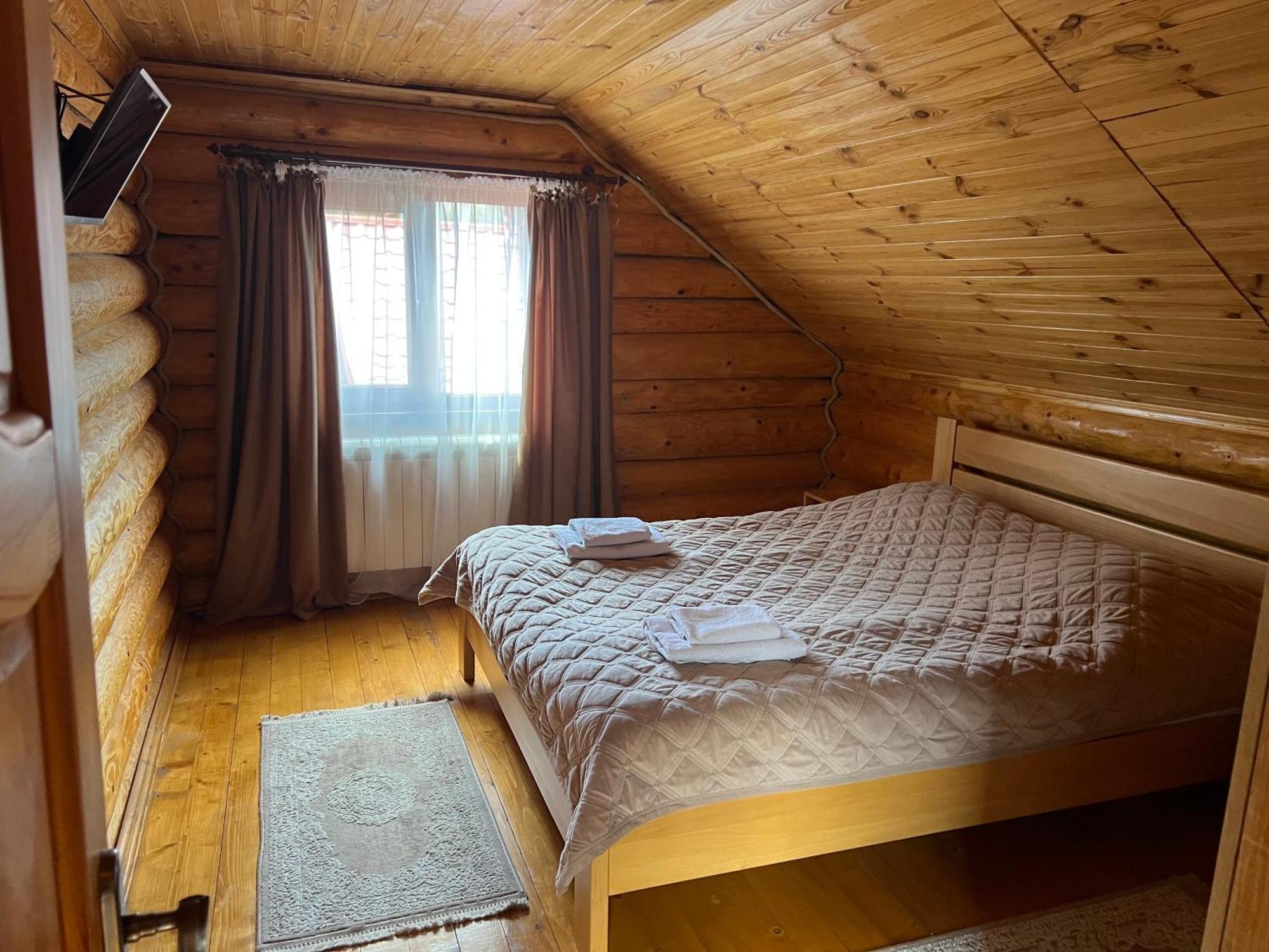 Smerekovyi Dvir Polyana  Luaran gambar