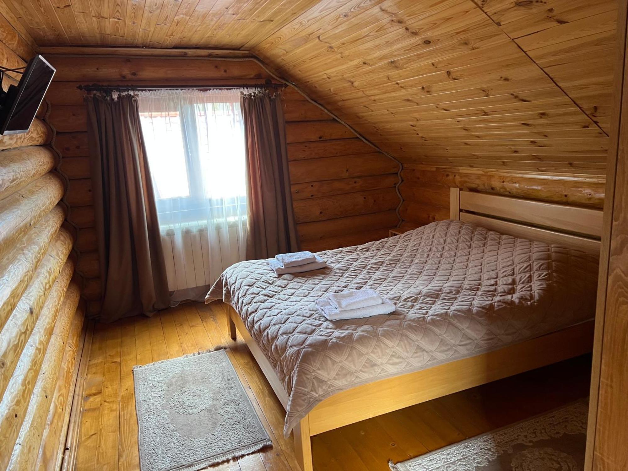 Smerekovyi Dvir Polyana  Luaran gambar
